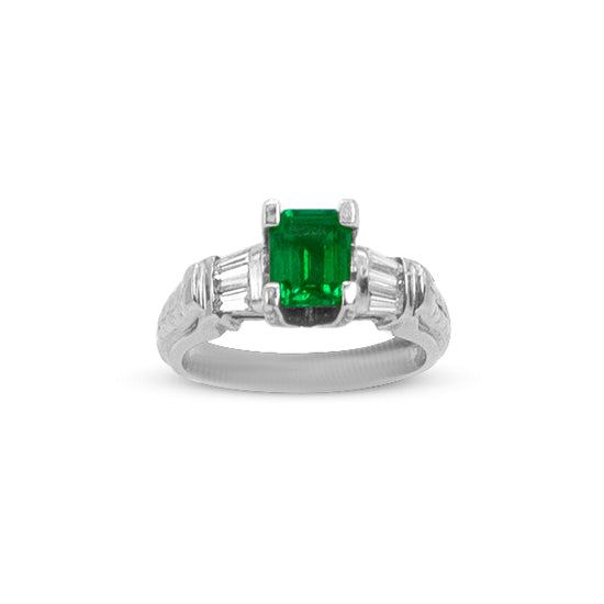 18K Emerald and Baguette Diamond Fashion Ring